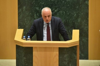 dimitri-xundaZe-qveynis-siyvaruli-fulad-erTeulebSi-ar-izomeba