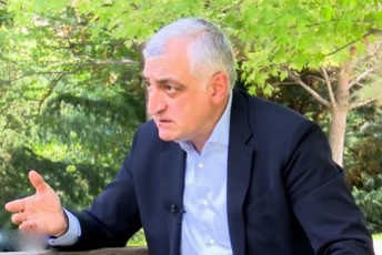 mamuka-xazaraZe-qarTveli-xalxi-aris-brZeni-aucileblad-avaSenebT-Tavisufal-sazogadoebas-sadac-ojaxis-Rirseba-da-uamravi-ram-daculi-iqneba