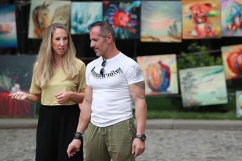 mariam-qvriviSvili-qarTul-stumarmaspinZlobaze-usafrTxoebasa-da-unikalur-turistul-mimarTulebebze-male-milionobiT-turisti-Seityobs
