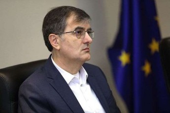 sozar-subari-ase-pirdapir-vTqvaT-rom-rac-ar-unda-gamovlindes-gardacvalebis-mizezad-mainc-davabraloT-am-Zaladobas-esec-ar-aris-swori