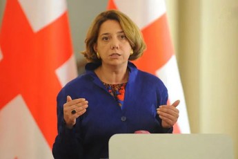 mivmarTav-opozicias-unda-gavagrZeloT-parlamentis-darbazSi-mSvidobiani-piketireba-vidre-ar-mivaRwevT-SeTanxmebas-rom-parlamentSi-mTavrobis-gadayenebis-procesi-unda-daviwyoT