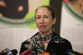 keli-degnani-yvelam-icis-vin-afinansebs-kremlis-dezinformacias-romelic-mimarTulia-areulobis-gamowvevisken-qarTvelebi-gonieri-xalxia-da-kargad-xvdebian-amas