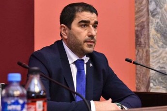 Salva-papuaSvili-Zalian-samwuxaro-movlenaa-roca-media-menejerebi-pirdapir-politikaSi-gadaiWrnen---rac-bolo-dReebSi-maTi-mxridan-vnaxeT-politikuri-dRis-wesrigiT-moqmedebaa