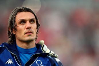 paolo-maldini-italiur-fexburTze-araswori-warmodgena-aqvT-katenaCos-inglisi-TamaSobs