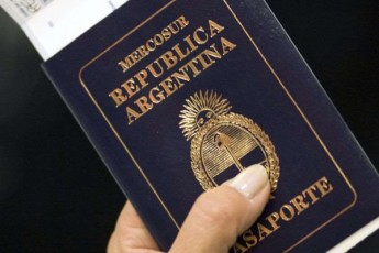 argentinis-moqalaqeebi-pasportebSi-mdedrobiTi-da-mamrobiTi-sqesis-garda-genderi--is-arCevasac-SeZleben