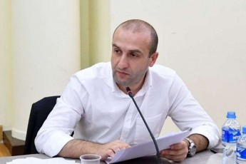 iago-xviaCia-Cemi-azriT-arc-papuaSvilia-moZalade-da-arc-Tina-bokuCava-iyo-iq-vinmes-sacemad-misuli