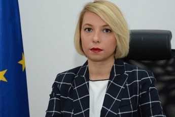 nino-lomjaria-mediasaSualebebis-warmomadgenlebs-movuwodeb-informaciis-mopovebisa-da-sakiTxis-gaSuqebisas-pativi-scen-bavSvebis-piradi-cxovrebis-xelSeuxeblobas