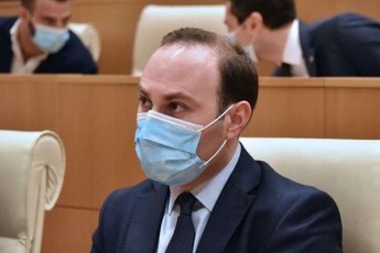 anri-oxanaSvili-iZebneba-sabotaJSi-mxilebuli-opozicia---parlamentis-SenobaSi-ver-vpoulobT