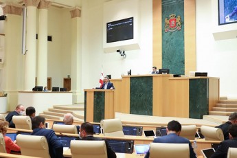 mamuka-mdinaraZe-dRevandeli-dRe-politikuri-TaRliTobis-da-politikuri-mavneblobis-morigi-mxilebaa
