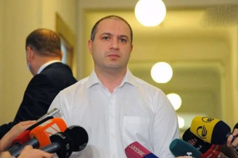 givi-miqanaZe-ar-aqvs-mniSvneloba-merobis-erTi-kandidati-eyoleba-opozicias-Tu-ramdenime-kaxa-kalaZe-ualternativoa-da-pirvelive-turSi-gaimarjvebs