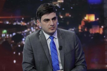 vaxtang-Waraia-pozitiuri-dinamikaa-warmoebis-faqtobrivad-yvela-mimarTulebiT-da-rac-sainteresoa-damajereblad-uWiravs-Tavi-qarTuli-produqciis-eqsportsac