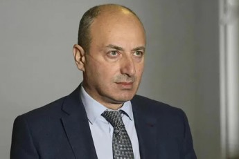 xguram-maWaraSvili-am-arCevnebze-albaT-daiwyeba-nacmoZraobis-nel--nela-gastumreba-opoziciidanac