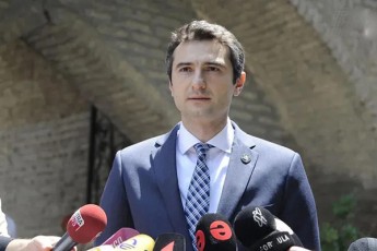 kaxa-kuWava-aranairi-konfliqti-ar-arsebobs-prezidents-uflebac-ar-aqvs-demarSi-ganaxorcielos-sakonstitucio-organos-winaaRmdeg