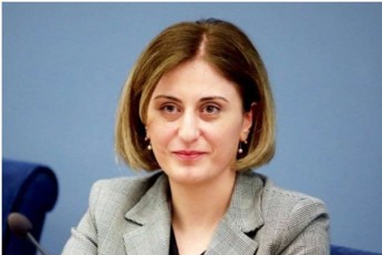 Tea-maisuraZe-informacia-rom-TiTqos-saqarTvelos-premier-ministri-persona-non-gratad-gamoacxades-baltiis-qveynebma-aris-sruli-absurdi