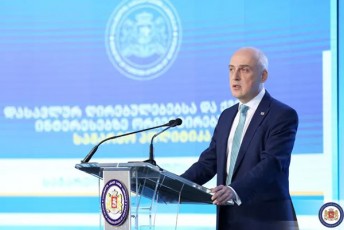daviT-zalkaliani-sruliad-miuRebeli-da-warmoudgenelia-rom-21-e-saukuneSi-saokupacio-Zala-berlinis-kedlebs-gviSenebs-saqarTvelos-SuagulSi
