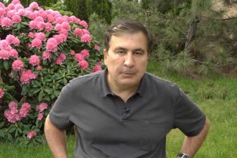 mixeil-saakaSvili-acxadebs-rom-posti-romelic-mis-gverdze-aRar-iZebneba-mas-ar-dauweria---rogorc-Cans-sus-ma-moaxerxa-Cemi-gverdis-gatexva