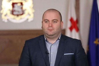 beqa-liluaSvilma-gaxarias-partias-10-lari-Seswira