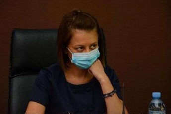 ekaterine-tikaraZe-ar-gamoricxavs-rom-Tu-qveyanaSi-epidemiologiuri-situacia-damZimdeba-damatebiTi-regulaciebi-dawesdes