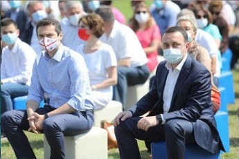 irakli-RaribaSvili-Cven-Cveni-qmedebiT-saqmiT-davamtkiceT-rom-varT-pasuxismgebliani-Zala-romelic-ar-gaurbis-pasuxismgeblobas-da-iRebs-valdebulebas-qveynisa-da-xalxis-winaSe