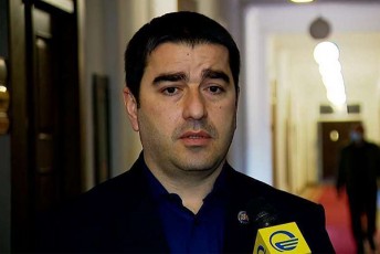 Salva-papuaSvili-qarTuli-ocnebis-winasaarCevno-programaa-2024-wlisTvis-sasamarTlo-sistema-imdenad-gamarTuli-iyos-rom-spekulaciis-safuZveli-ar-arsebobdes