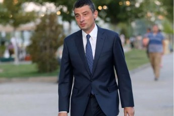 vladimer-boJaZe-giorgi-gaxaria-TviTwardgeniT-dasaxelda-Tbilisis-merobis-kandidatad-iseTi-saxe-qonda-aSkarad-viRacam-daavala