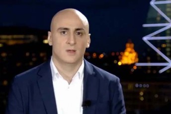 nacionaluri-moZraoba-19-aprilis-SeTanxmebas-xels-awers