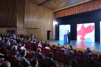 Cven-SegveZleba-mTeli-resursis-mobilizeba-movaxdinoT-mxolod-ganviTarebaze-da-opoziciuri-arxebisa-da-nacmoZraobis-mier-Seqmnili-destruqciuli-dRis-wesrigi-mSvidad-da-mtkiced-SevcvaloT