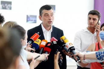 giorgi-gaxaria-vaJbatoni-saakaSvili-gvpirdeba-rom-orSabaTs-Tavis-gegmebs-gagvacnobs---is-rogorc-politikosi-ar-arsebobs-karikaturaa