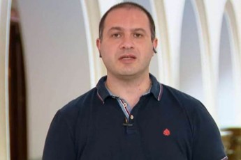 givi-miqanaZe-opoziciuri-partiebi-gansakuTrebiT-ki-radikaluri-opozicia-ar-awarmoebs-aqtiur-winasaarCevno-kampanias-rac-amyarebs-imis-gancdas-rom-3-oqtombris-destruqciisTvis-emzadebian