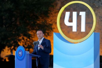 irakli-RaribaSvili-gausaZlisi-iyo-qveyanaSi-cxovreba-rom-ara-batoni-biZina-ivaniSvili-da-qarTuli-ocneba-dResac-es-mCagvreli-adamianebi-iqnebodnen-xelisuflebis-saTaveSi