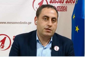 giorgi-vaSaZe-xalxma-unda-gadawyvitos-unda-cvlilebebi-Tu-ara
