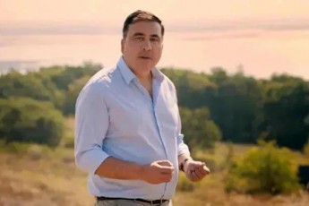 mixeil-saakaSvili-minda-mivmarTo-policielebs---ar-unda-SeasruloT-ukanono-brZanebebi