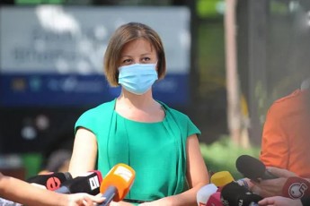 ekaterine-tikaraZis-gancxadebiT-orsulebis-koronavirusiT-dainficirebis-ricxvi-mniSvnelovnad-aris-Semcirebuli