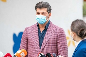 kaxa-kalaZe-qarTuli-ocnebis-mier-Catarebul-kvlevaze-CemTvis-didi-pativia-sazogadoebis-Tanadgoma-damokidebuleba-rasac-Zalian-vafaseb-da-vufrTxildebi