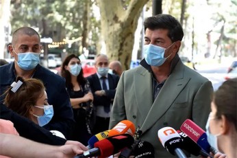 kaxa-kalaZe-santa-barbara-moawyes-bolo-seriaSi-pirdapir-eTerSi-vixilavT-nika-gvaramias-romelic-savaraudod-Tavs-daiwvavs