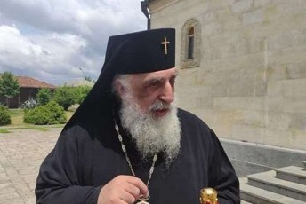 Wyondidis-eparqiis-mitropoliti-gankveTil-berebs-kidev-erTxel-mouwodebs-gonivrul-vadaSi-datovon-keliebi