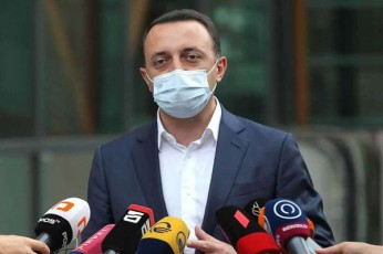 irakli-RaribaSvili-Zalian-gabriyvebulia-gaxaria-da-vnaxeT-rogor-dakarga-sakuTari-saxe-moxerxeba-unda-rom-kaci-iyo-premier-ministri-da-gaxde-saakaSvilis-marioneti