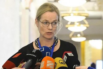 viola-fon-kramoni-saqarTvelos-prezidentis-roli-momdevno-kvirebis-ganmavlobaSi-SesaZloa-gadamwyveti-iyos