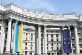 mixeil-saakaSvilis-dakavebasTan-dakavSirebiT-ukrainaSi-saqarTvelos-elCi-ukrainis-sagareo-saqmeTa-saministroSi-daibares