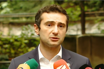 kaxa-kuWava-arCevani-gavakeTe-kaxa-kalaZisa-da-qarTuli-ocnebis-sasargeblod-es-aris-is-arCevani-romelic-unda-gaakeTos-yvelam