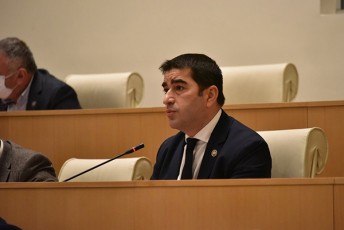Salva-papuaSvili-amomrCevlis-mier-mocemul-maRal-ndobas-Cven-viRebT-rogorc-Cveni-adgilobrivi-erovnuli-da-sagareo-politikis-mowonebas-da-am-politikis-gagrZelebis-mandats