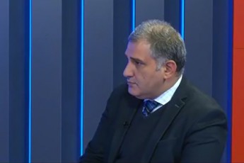 saakaSvilma-dagvamadla-rom-narkotests-venaSi-ar-gaikeTebs-arc-aravin-gauSvebs---dakavebis-kadrebSi-iRimis-da-SeiZleba-adamianma-Sefaseba-gaakeTos-ar-mgonia-premieri-erTaderTia-visac-es-STabeWdileba-darCa
