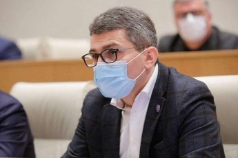 mamuka-mdinaraZe-wina-SemTxvevaSi-Zalian-spekulaciuri-iyo-axla-SeiZleba-Cvenc-vilaparakoT-referendumze