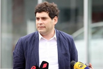 beqa-daviTuliani--vinc-saakaSvilis-gaTavisuflebas-iTxovs-pirdapir-iTxovs-im-Zaladobrivi-qmedebebisa-da-danaSaulebis-legitimacias-rac-mas-aqvs-Cadenili