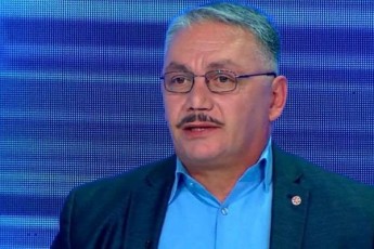 mixeil-cilikiSvili-miSa-saakaSvilma-ojaxi-Seqmna-da-cixeSi-Taflobis-Tve-moiwyo-Taflis-qilebTan-erTad-am-dros-me-miSa-saakaSvilis-devnis-gamo-ojaxi-damengra