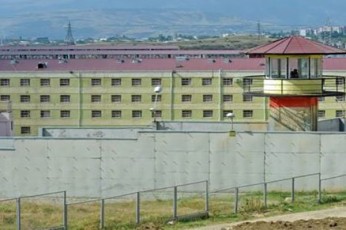 penitenciuri-samsaxuri---vrceldeba-informacia-TiTqos-rusTavis-N17-penitenciur-dawesebulebaSi-buntia-da-patimrebs-gamoketili-hyavT-dacva-rac-aris-sruli-sicrue