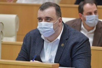 naci-igive-miSisti---adamiani-romelsac-sxva-sikeTeebTan-erTad-erTdroulad-SeuZlia-iyos-sastiki-moZalade---rati-ionaTamiSvili-daviT-kirkitaZis-saarCevno-StabTan-momxdar-incidentze