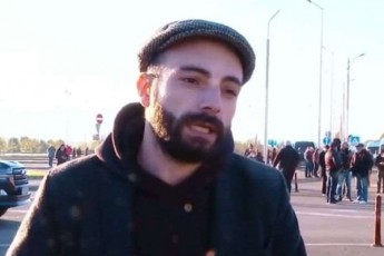aqciis-monawile-anri-bibineiSvili-kidev-erTxel-mivdivar-aqciaze-raTa-galiaSi-myof-baiyuSs-eqsprezidents-Sevaxseno-realurad-vin-aris-saqarTvelo