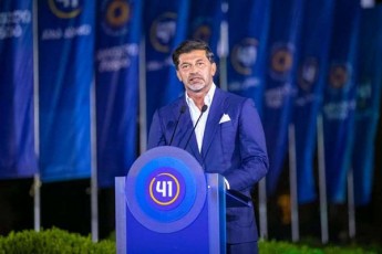 kaxa-kalaZe-es-qveyana-Cveni---mSvidobismoyvare-sakuTari-qveynis-moyvaruli-sakuTari-istoriis-saxelmwifosa-da-eklesiis-pativismcemeli-adamianebis-samSobloa-da-ara-usamSoblo-avantiuristebis-politikuri-sarbieli