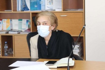 xaTuna-zaxaSvili-axla-aris-dro-rodesac-ufro-meti-unda-velaparakoT-sazogadoebas-vaqcinaciaze